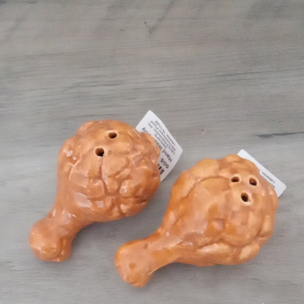 Cracker Barrel Chicken Drumstick Salt and Pepper Shakers 🍗🍗🍗🍗